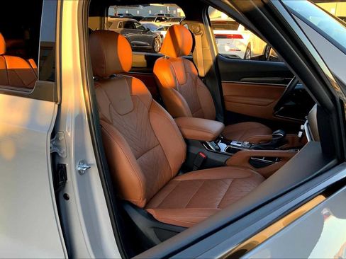 Used 2024 Kia Telluride SX X-Pro AWD/4WD image 9