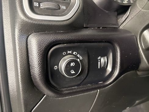 Used 2024 RAM 3500 Big Horn image 9