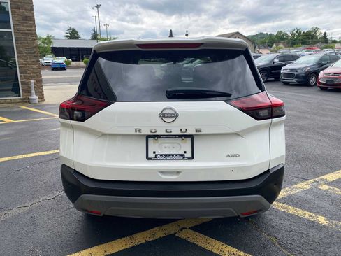 Used 2023 Nissan Rogue S AWD/4WD image 14