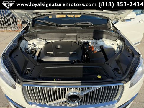 Used 2017 Volvo XC90 T8 Inscription w/ Luxury Package AWD/4WD image 37