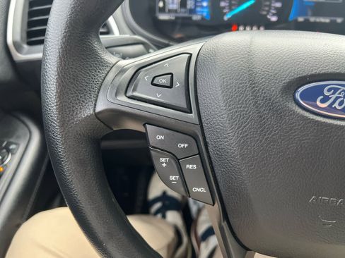 Used 2022 Ford Edge SE image 24