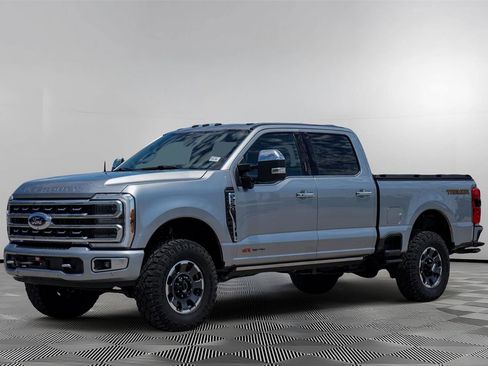 Certified 2024 Ford F250 Platinum w/ Tremor Off-Road Package AWD/4WD image 8