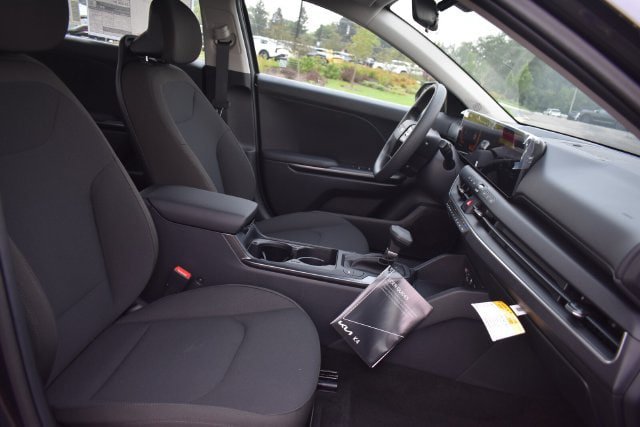 New 2026 Kia K4 FWD image 13