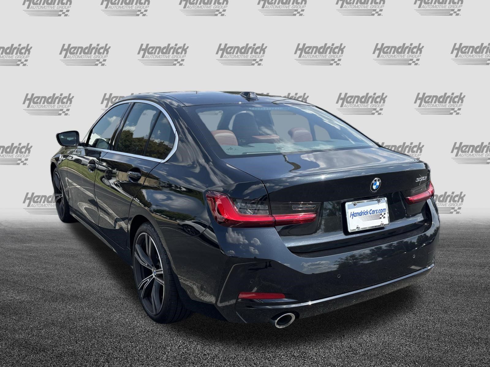 Used 2024 BMW 330i Sedan w/ Premium Package RWD image 7