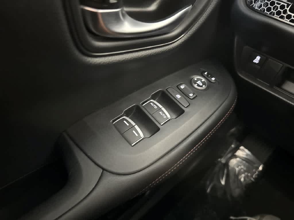 Certified 2024 Honda HR-V Sport image 16