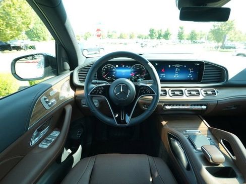 Certified 2025 Mercedes-Benz GLE 350 4MATIC image 18