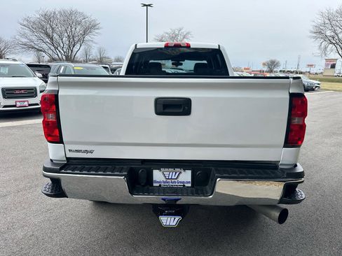 Used 2016 Chevrolet Silverado 2500 W/T image 6