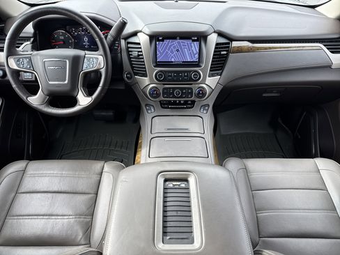 Used 2016 GMC Yukon XL Denali w/ Open Road Package image 31