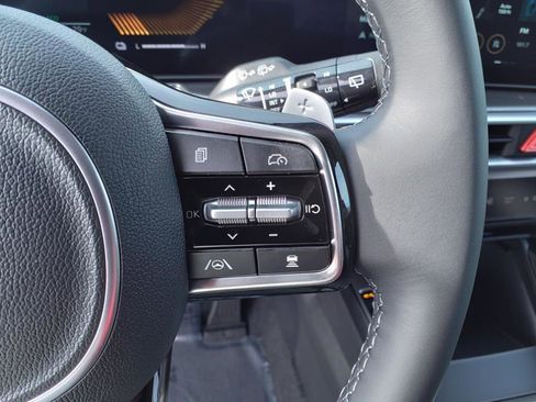 Used 2025 Kia Sorento EX w/ EX Panoramic Sunroof Package image 21