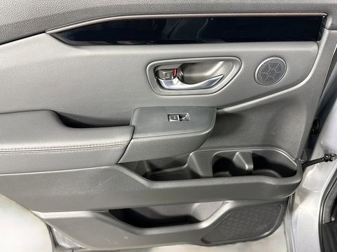 Certified 2025 Honda Pilot TrailSport image 13