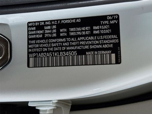 Used 2019 Porsche Macan S AWD/4WD image 38