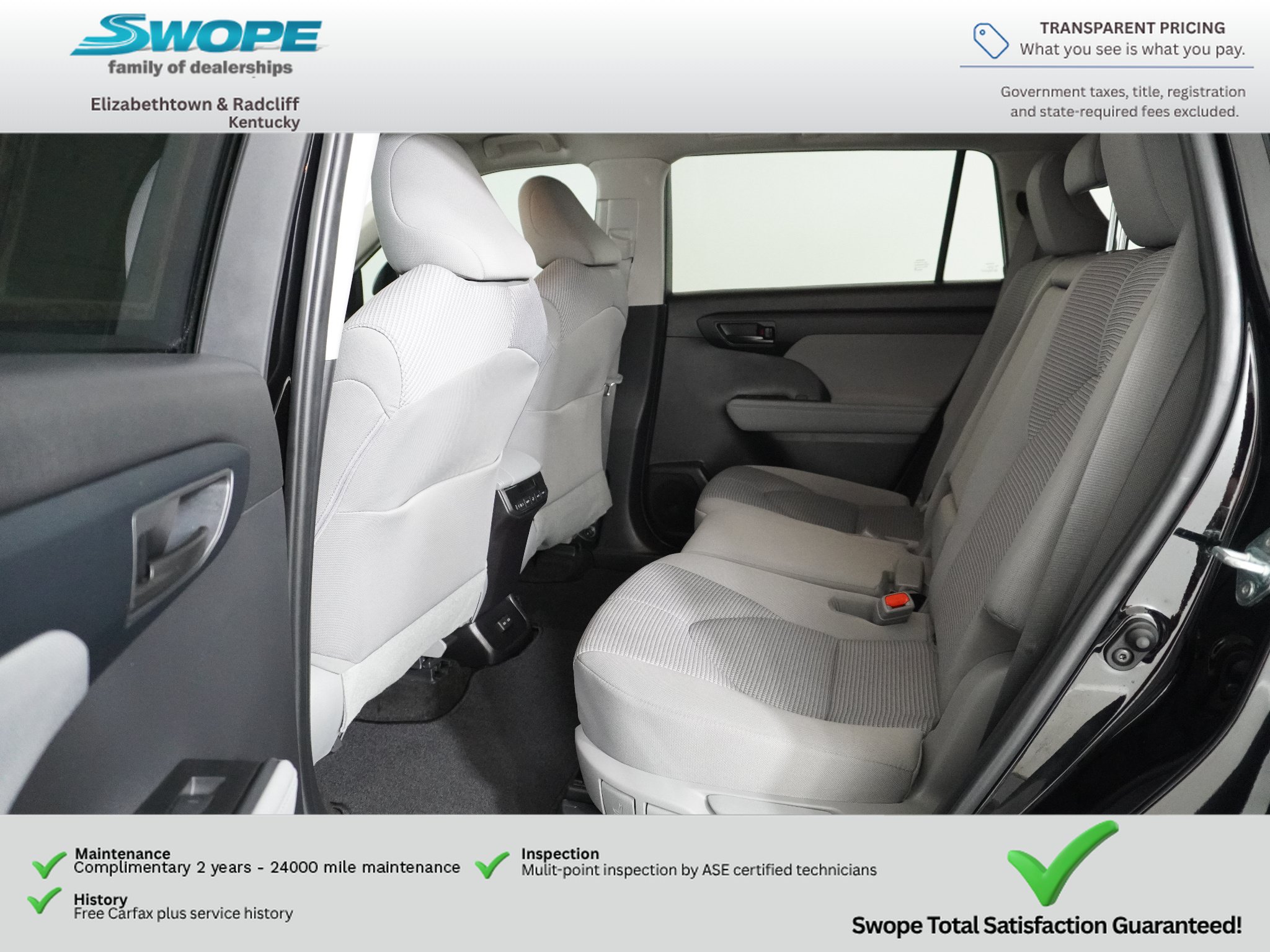 Used 2023 Toyota Highlander LE FWD image 12