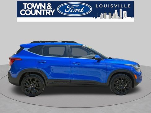 Used 2024 Kia Seltos X-Line AWD/4WD image 2