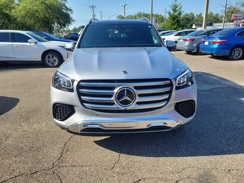 Used 2025 Mercedes-Benz GLS 450 4MATIC image 5