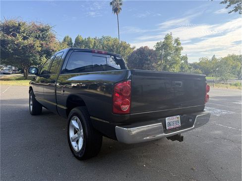 Used 2008 Dodge Ram 1500 Truck SLT RWD image 3