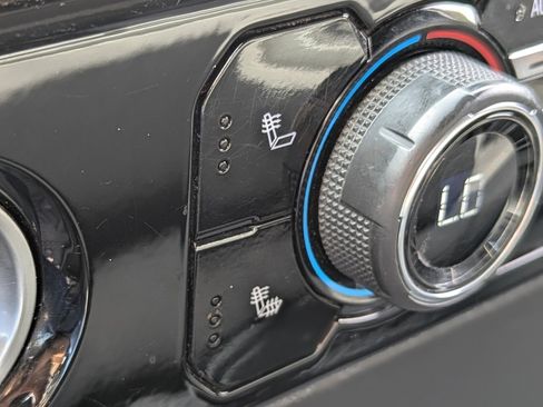 Used 2022 Chevrolet Silverado 1500 RST w/ Z71 Off-Road Package image 21