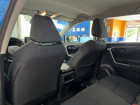 Used 2019 Toyota RAV4 LE w/ All Weather Liner Package FWD image 16