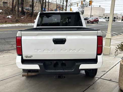 Used 2024 Toyota Tacoma SR5 image 8