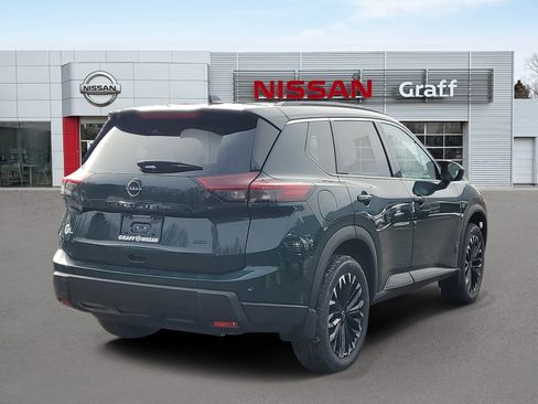 New 2026 Nissan Rogue SV AWD/4WD image 3
