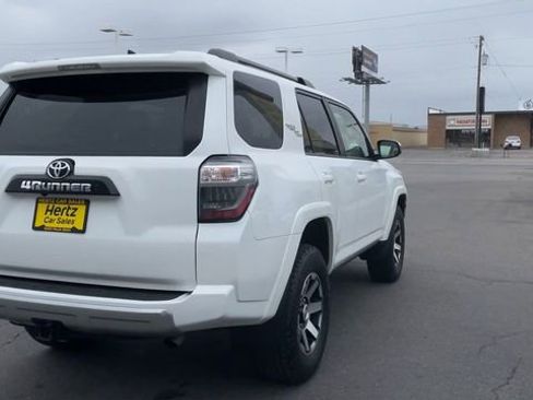 Used 2024 Toyota 4Runner TRD Off-Road AWD/4WD image 9