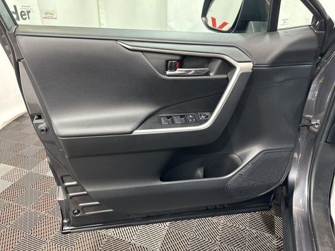 Used 2021 Toyota RAV4 XSE image 21