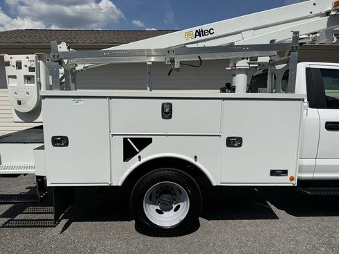 Used 2022 Ford F450 XL w/ Power Equipment Group RWD image 30