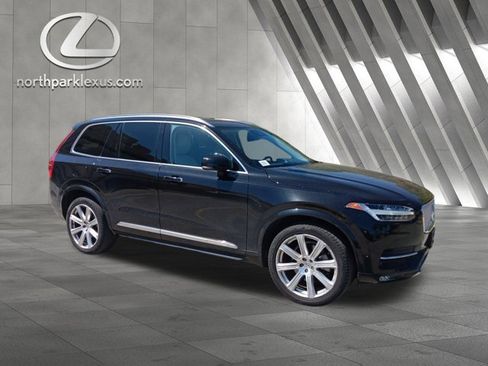 Used 2016 Volvo XC90 T6 Inscription w/ Vision Package image 5
