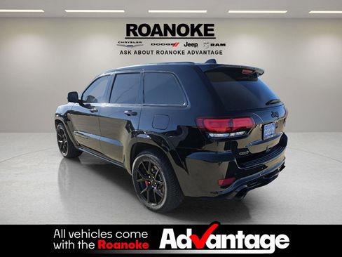 Used 2018 Jeep Grand Cherokee SRT image 6