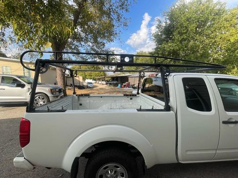 Used 2019 Nissan Frontier S image 5