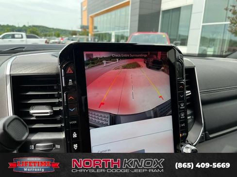 New 2026 RAM 2500 Laramie AWD/4WD image 11