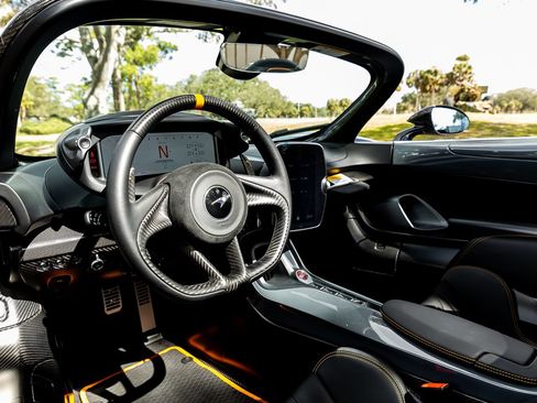 Used 2021 McLaren Elva RWD image 80