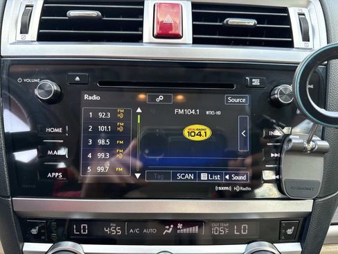 Used 2017 Subaru Legacy 2.5i Limited AWD/4WD image 31