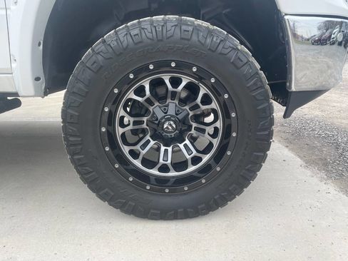 Used 2018 RAM 1500 Big Horn image 32