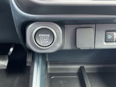 New 2026 Ford Maverick Lariat w/ Black Appearance Package image 5