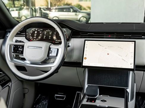Used 2024 Land Rover Range Rover Autobiography AWD/4WD image 20