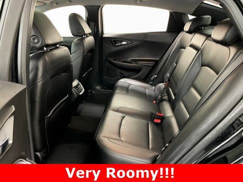 Used 2018 Chevrolet Malibu Premier w/ Premier Sun and Wheel Package image 11