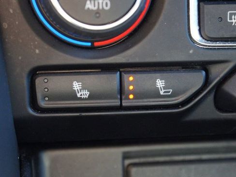 Certified 2024 Chevrolet Suburban LT image 7