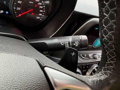 Used 2018 Chevrolet Camaro SS image 32