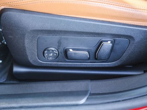 Used 2025 BMW M340i xDrive AWD/4WD image 18