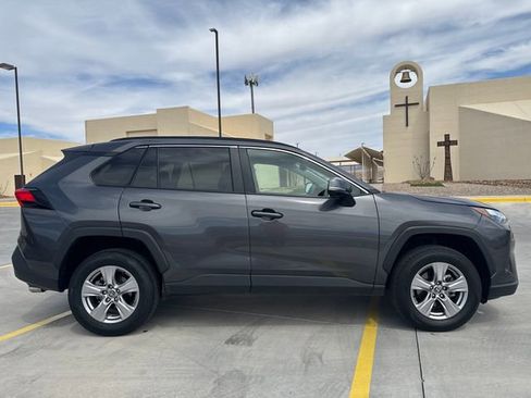 Used 2025 Toyota RAV4 XLE image 6