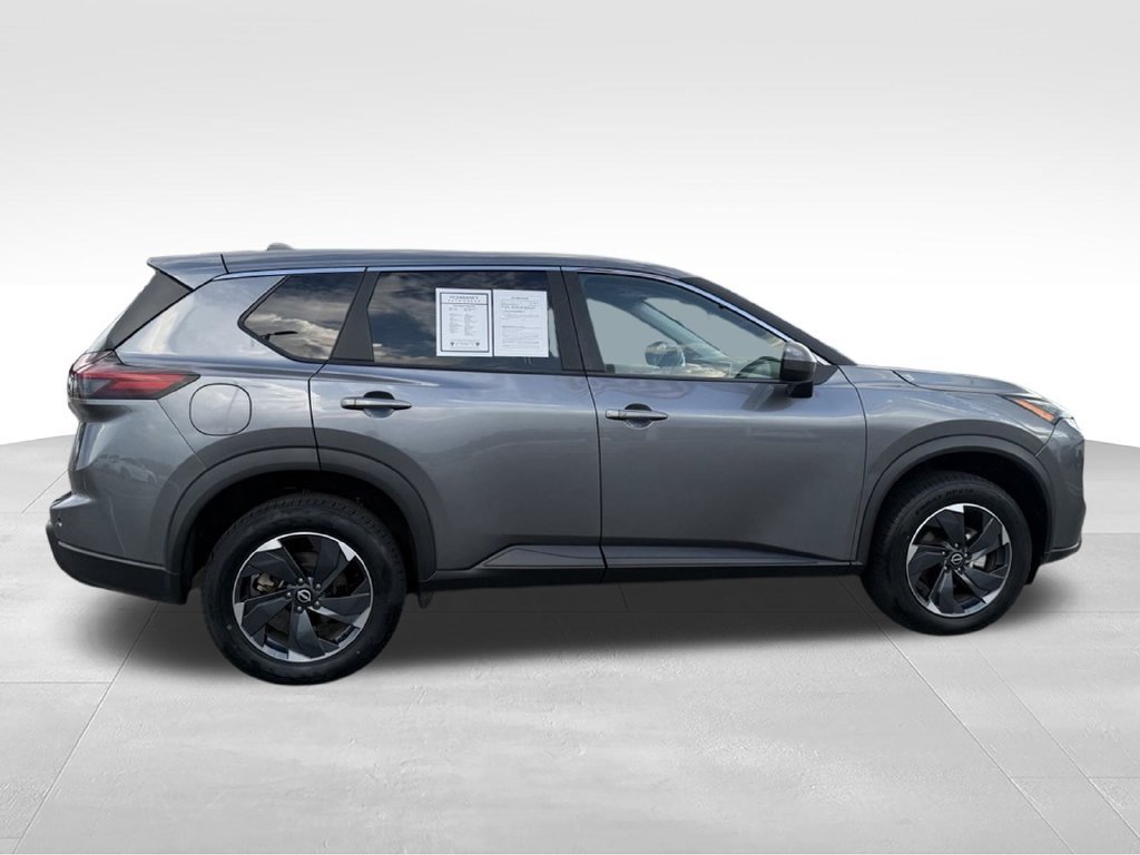Used 2025 Nissan Rogue SV AWD/4WD image 50