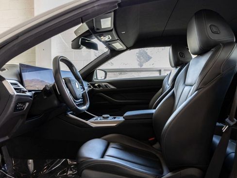 Used 2025 BMW 430i Convertible image 13