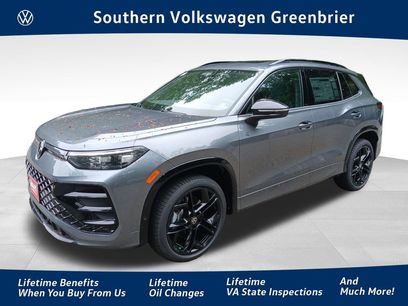 New 2025 Volkswagen Tiguan SE R-Line