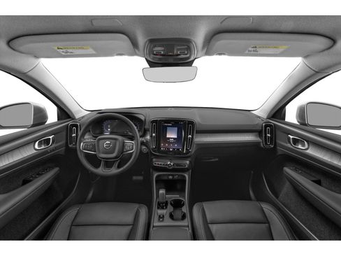 Used 2023 Volvo XC40 B5 Plus w/ Driver Assist Package AWD/4WD image 7