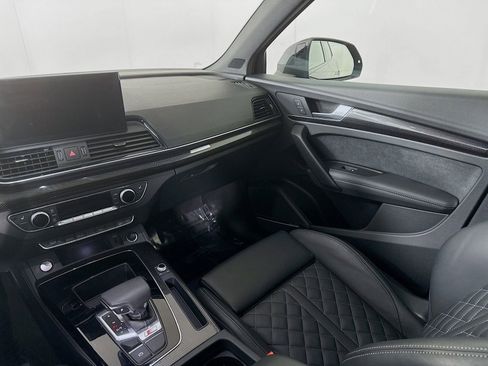Certified 2025 Audi SQ5 Premium Plus w/ Premium Plus Package image 24