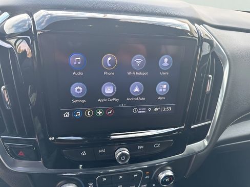Used 2023 Chevrolet Traverse LT FWD image 30