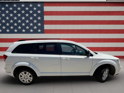 Used 2020 Dodge Journey SE w/ SE Popular Equipment Group FWD image 8