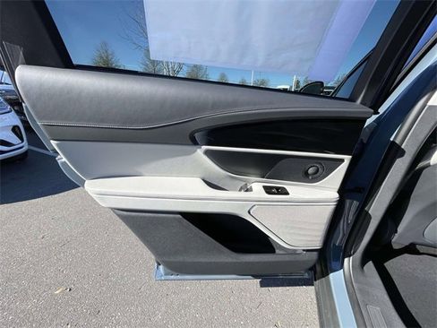 New 2026 Lincoln Nautilus Premier w/ Equipment Group 102A image 8