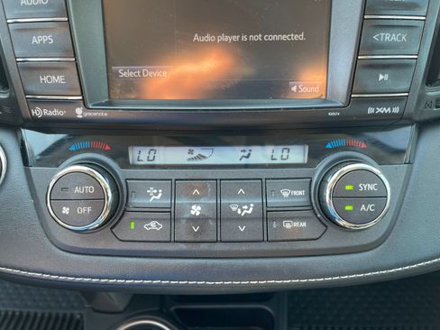 Used 2018 Toyota RAV4 XLE w/ Plus Extra Value Package AWD/4WD image 21