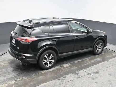 Used 2017 Toyota RAV4 XLE image 22